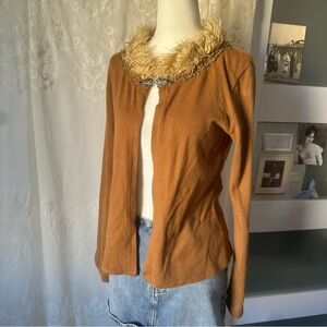 red 2 funky lion top in size small